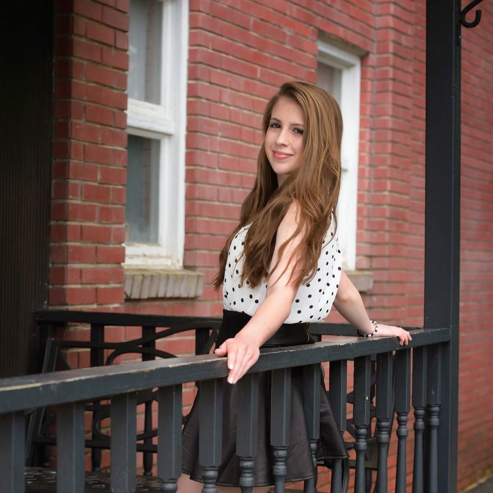 Meet your Posher, Alyssa